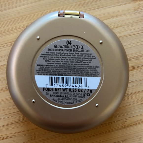 Milani Baked Bronzer in shade Glow - Picture 6 of 6